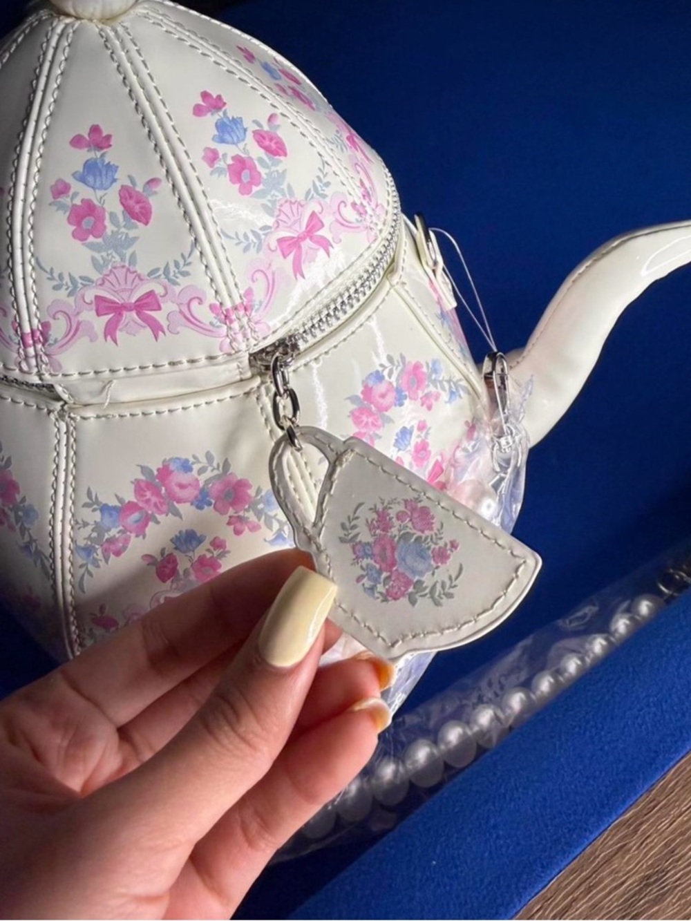 NWT Dolls Kill Sugar Thrillz Tea Pot Society Pleather Purse - Picture 4 of 10